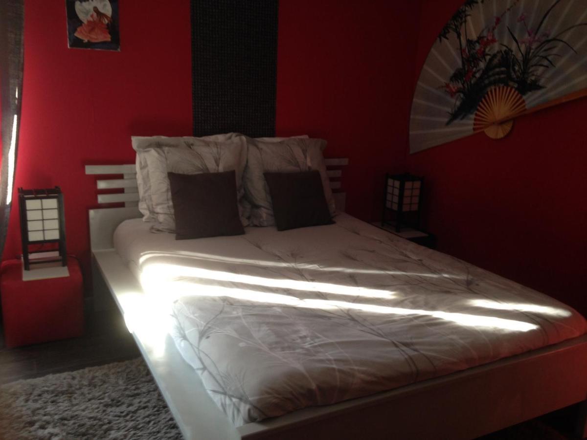 Chambre D'Hotes Hola ラヴァル エクステリア 写真