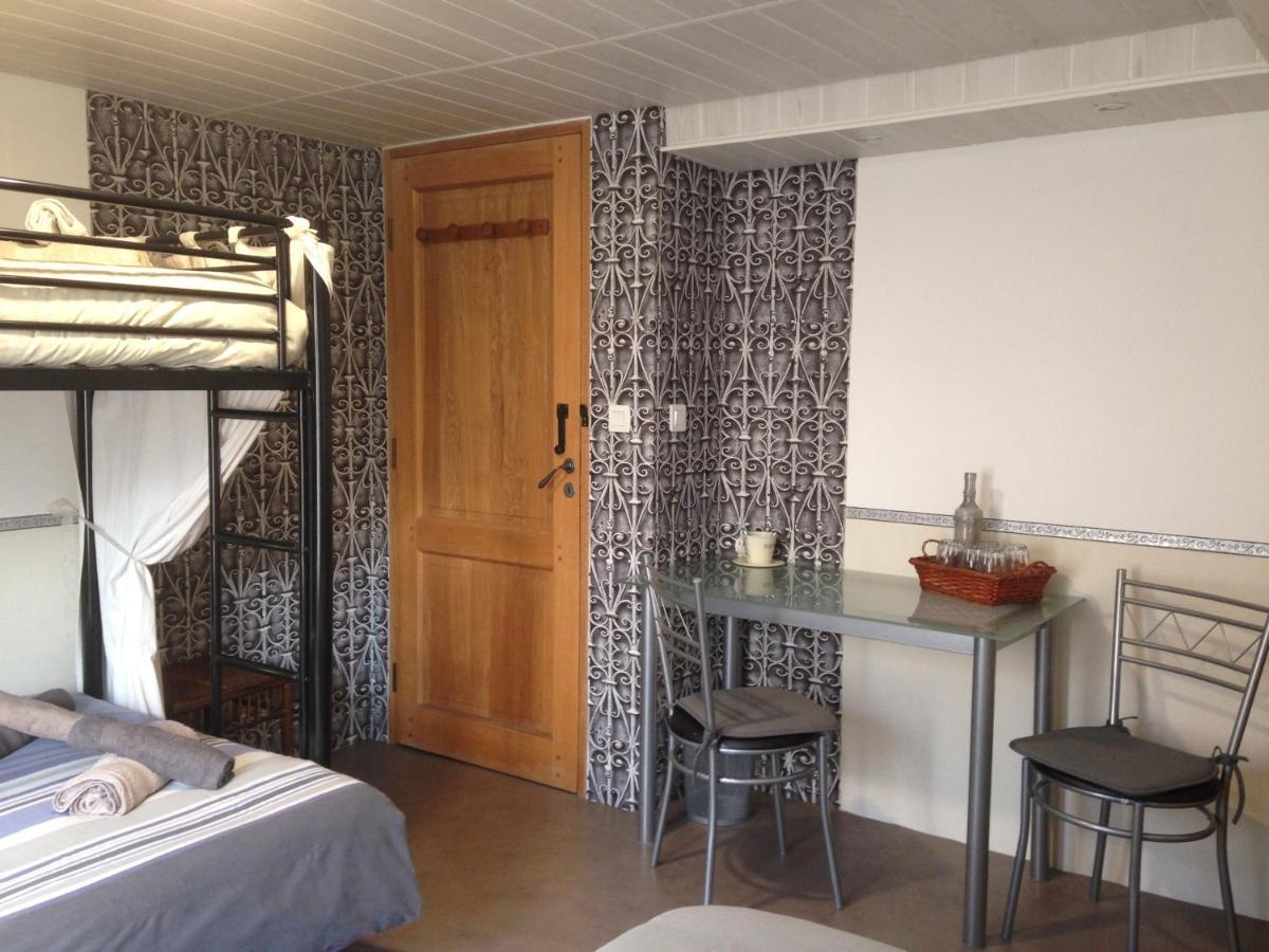 Chambre D'Hotes Hola ラヴァル エクステリア 写真